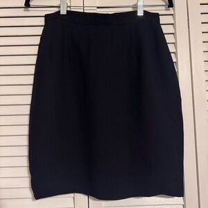 Giorgio Armani Le Collezioni Black Pencil Skirt – Made in Italy (Size 42)
